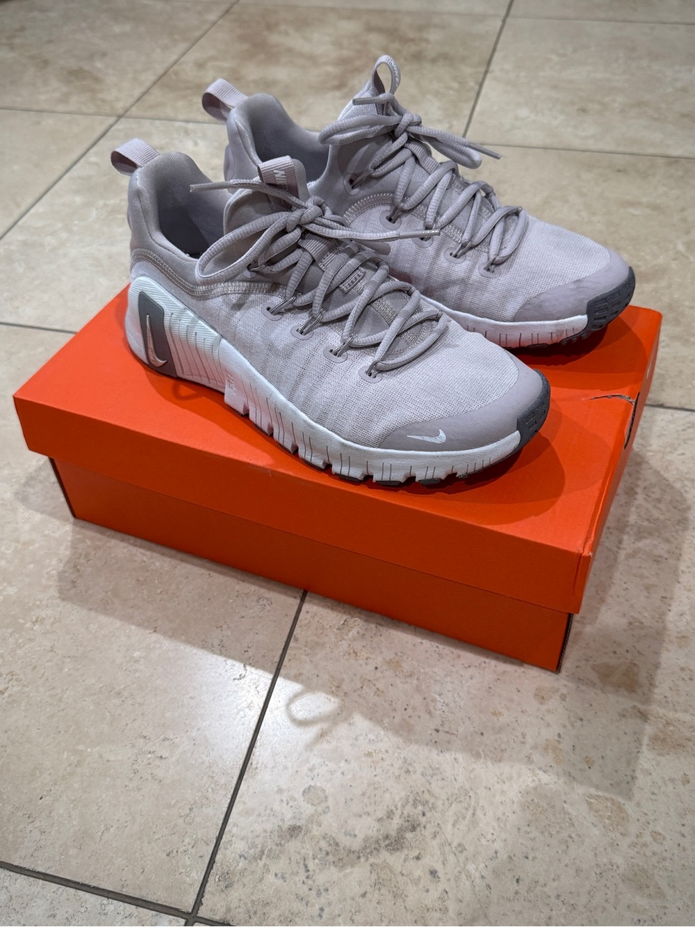 Nike Metcon 6 Women’s, Platinum Violet Metcon, Nike Women’s Metcon Size 8,Used